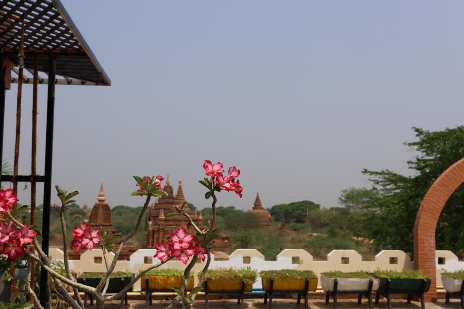 Temple View Hotel Bagan Luaran gambar